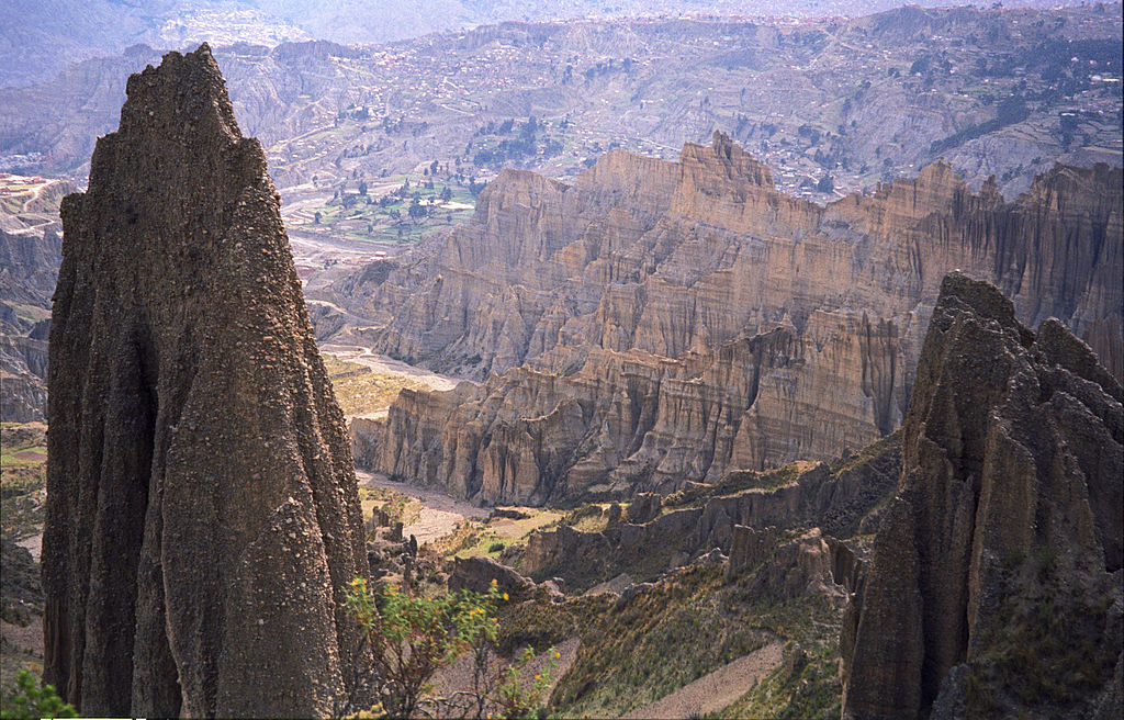 Η "Κοιλάδα του Φεγγαριού" στις Κορδιλλιέρες των Κεντρικών Άνδεων, στη Βολιβία